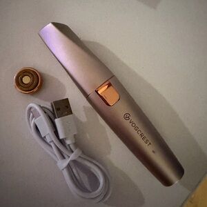 New Women’s Facial Hair Remover ✨